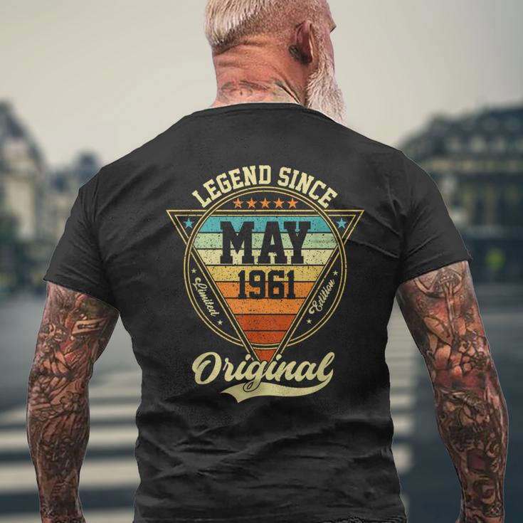 1961年5月以来のヴィンテージ65歳の誕生日レジェンド メンズTシャツ バックプリント 高齢者への贈り物