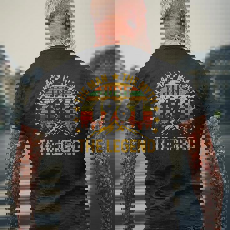 60 Years Old Birthday The Man Myth Legend 1961年6月 メンズTシャツ バックプリント 高齢者への贈り物