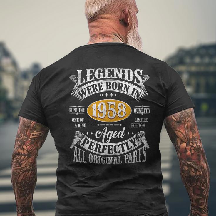 65歳の誕生日 1958年生まれのヴィンテージレジェンド 65歳 メンズTシャツ バックプリント 高齢者への贈り物