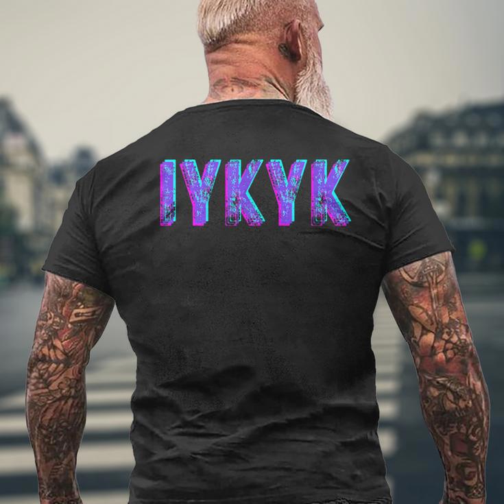 Iykyk Inside Joke In The Know If You Know You Know You Know ユーモア メンズTシャツ バックプリント 高齢者への贈り物