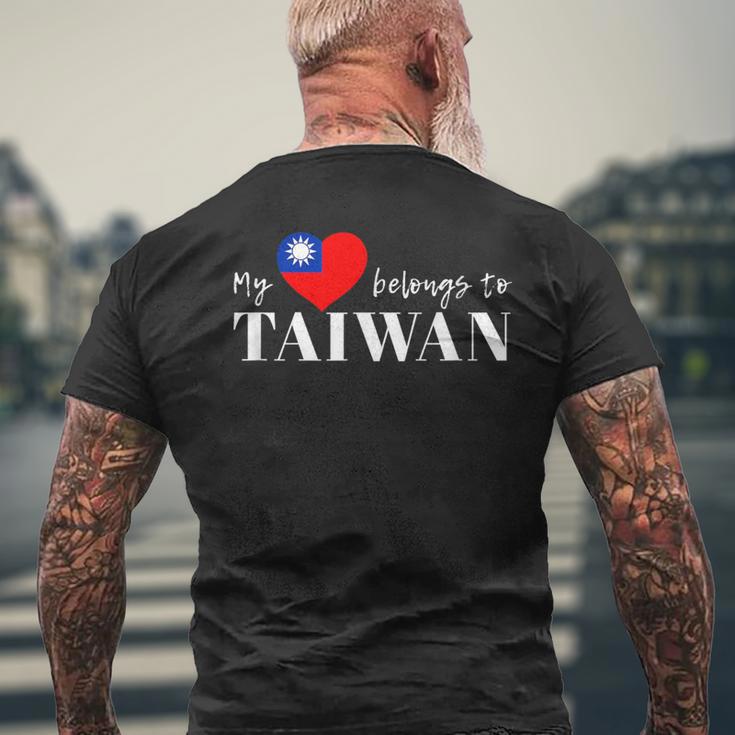 I Love Taiwan 国旗 台湾 台湾 プライド Roc 台北 ハート メンズTシャツ バックプリント 高齢者への贈り物