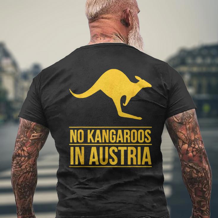 No Kangaroos In Austria メンズTシャツ バックプリント 高齢者への贈り物