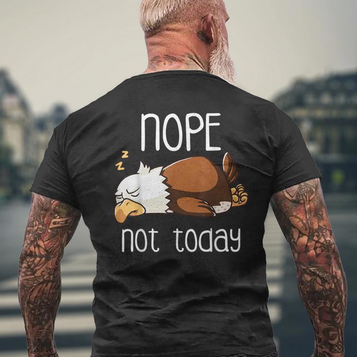 Nope Not Todayleeping American Bald Eagle Nap Early Bird メンズTシャツ バックプリント 高齢者への贈り物