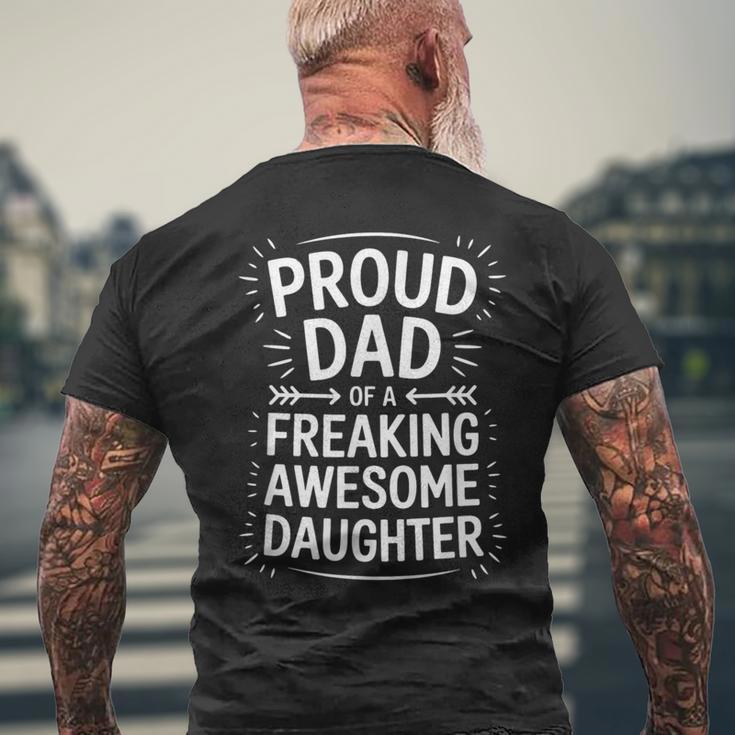 Orgoglioso Papà Di Una Figlia Impressionante Divertente Amore Familiare T-shirt da uomo con stampa posteriore Regalos para ancianos