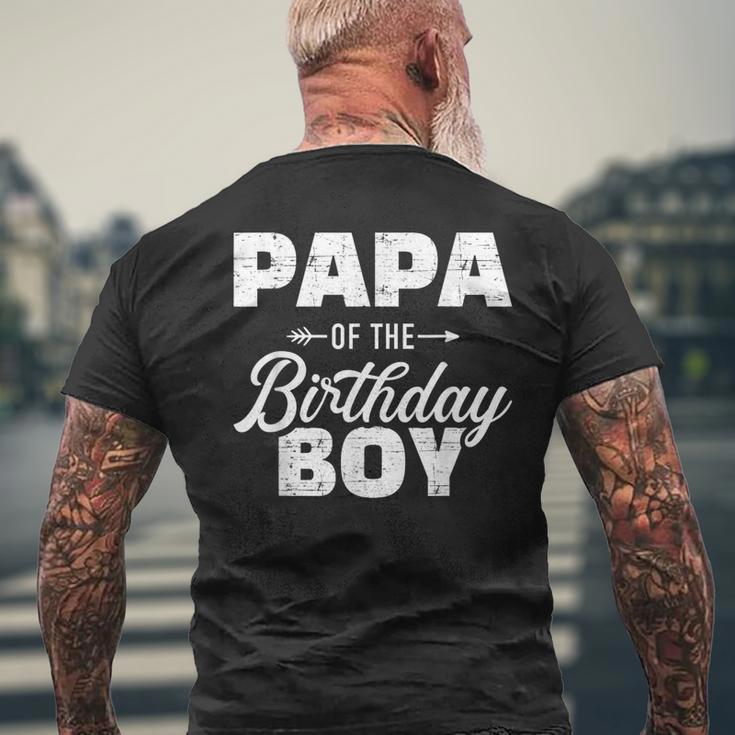 Papà Del Festeggiato Per Il Nonno O Il Papà T-shirt da uomo con stampa posteriore Regalos para ancianos