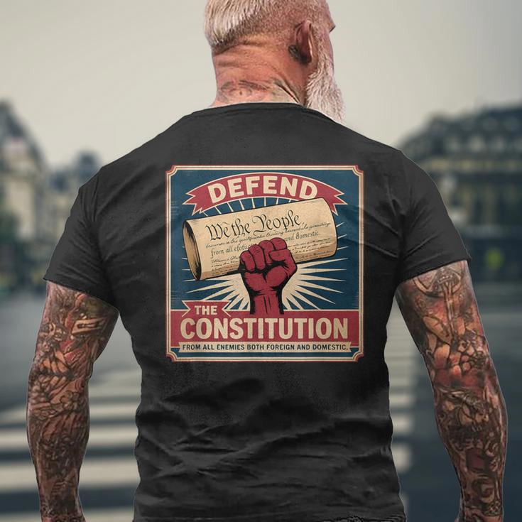 すべての敵から憲法を守る 愛国的な自由 メンズTシャツ バックプリント 高齢者への贈り物