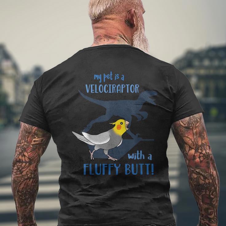 わたしのペットはふわふわお尻オカメインコの鳥を持ったベロキラプトル メンズTシャツ バックプリント 高齢者への贈り物