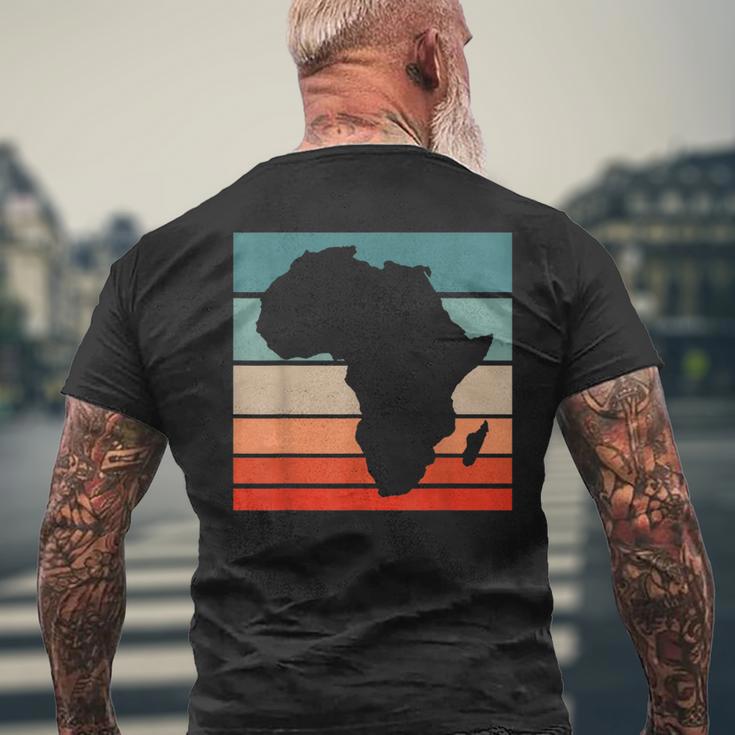 アフリカ地図 大陸 アフリカの誇りに ブラック 歴史月 メンズTシャツ バックプリント 高齢者への贈り物