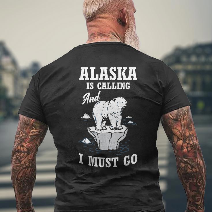 アラスカ 冬山 アラスカが呼んでいる 面白いアラスカ メンズTシャツ バックプリント 高齢者への贈り物