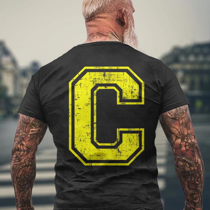 アルファベット C 大文字 イニシャル クラシック 学校 カレッジ メンズTシャツ バックプリント 高齢者への贈り物