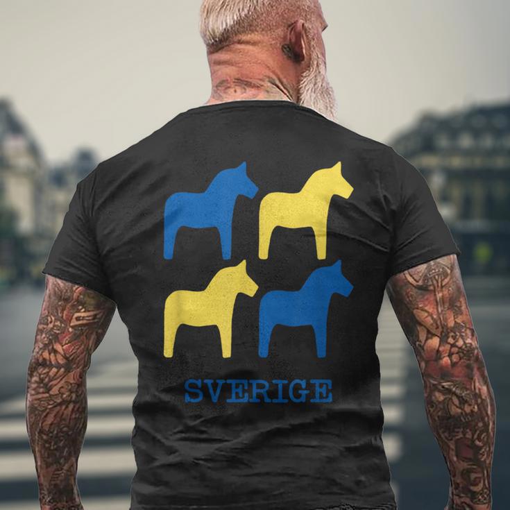 スウェーデンダラ馬スウェーデン国旗 メンズTシャツ バックプリント 高齢者への贈り物