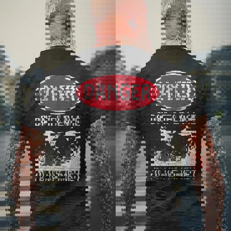 スキューバダイビング ダイバー Danger Don't Follow Me You Won't Make It メンズTシャツ バックプリント 高齢者への贈り物