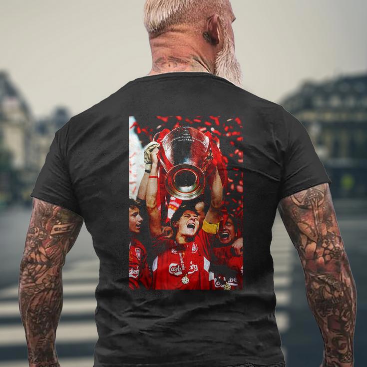 スティーブン・ジェラード リバプール・フットボール・ワールドカップ トロフィー メンズTシャツ バックプリント 高齢者への贈り物