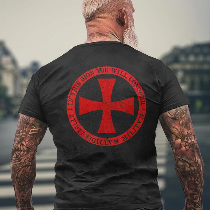 テンプル騎士団 マルタ十字架シールド 中世の十字軍 メンズTシャツ バックプリント 高齢者への贈り物