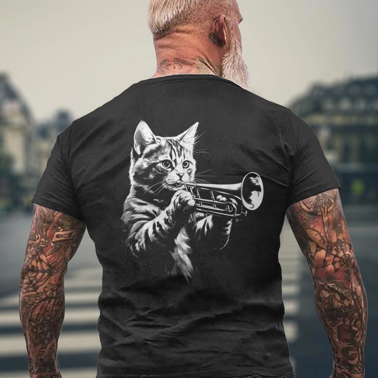 トランペットを奏でる猫 ヴィンテージ ジャズ ミュージシャン トランペッター メンズTシャツ バックプリント 高齢者への贈り物