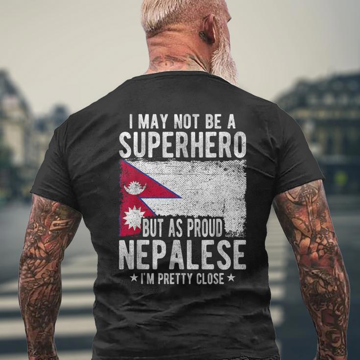 ネパール ネパール国旗 誇り高きネパール メンズTシャツ バックプリント 高齢者への贈り物