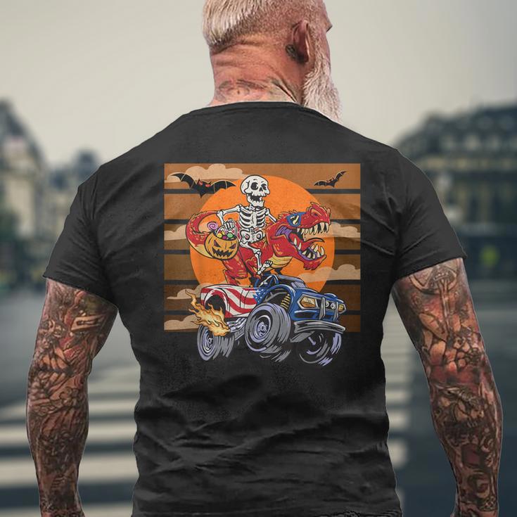 ハロウィーン スケルトン ライディング モンスタートラック トリックオア トリート パーティー メンズTシャツ バックプリント 高齢者への贈り物