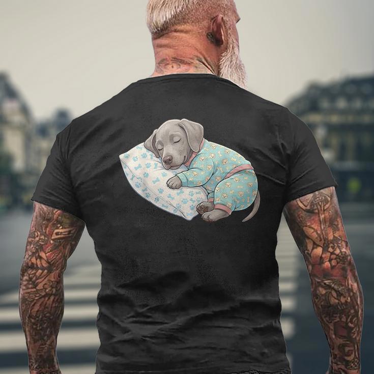 パジャマで寝ているかわいいワイマラナー犬就寝アート メンズTシャツ バックプリント 高齢者への贈り物
