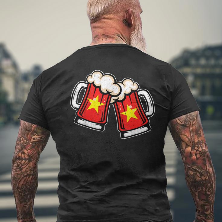 ベトナム国旗ビールジョッキ クールなベトナムビール メンズTシャツ バックプリント 高齢者への贈り物