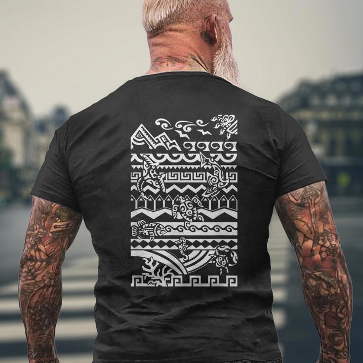 ポリネシア トライバル ハワイアン マオリ 太陽 ウミガメ 動物 メンズTシャツ バックプリント 高齢者への贈り物