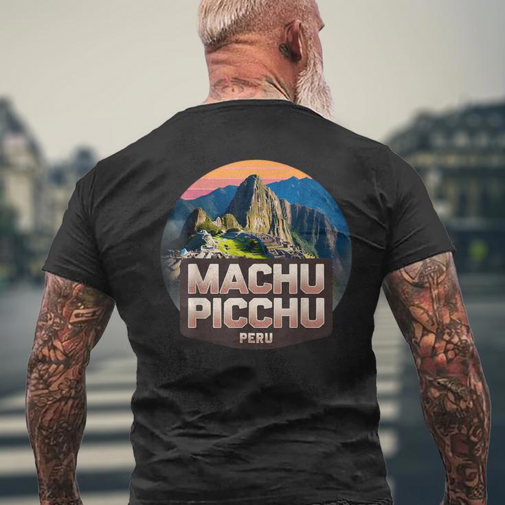 マチュピチュ ペルー土産 記念品 誇り高きペルー人 メンズTシャツ バックプリント 高齢者への贈り物
