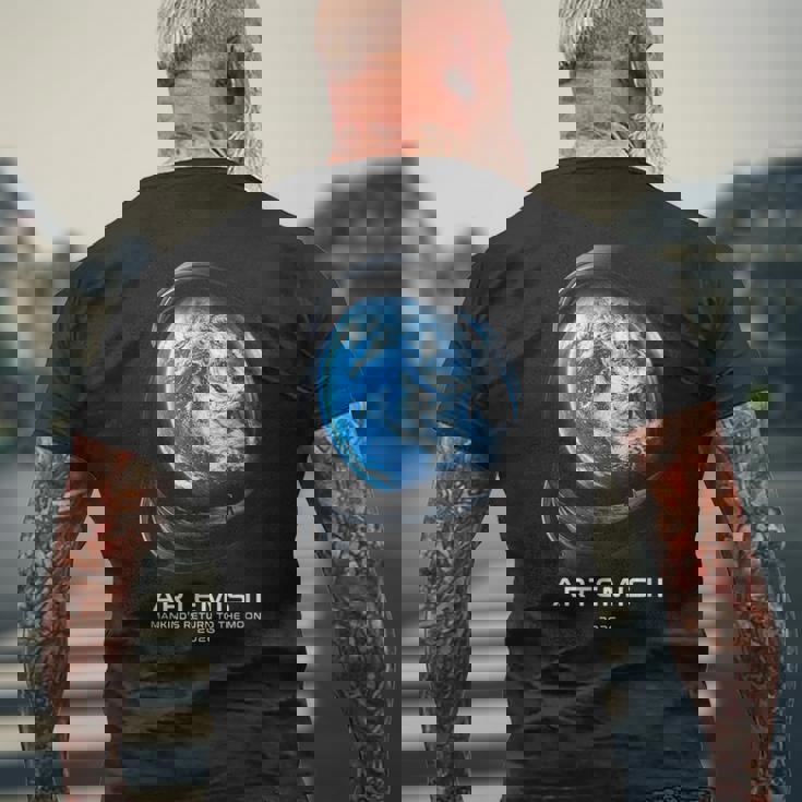 ミッション・トゥ・ザ・ムーン 2026 宇宙飛行士 アルテミス ロケット アルテミス2 メンズTシャツ バックプリント 高齢者への贈り物