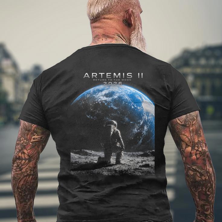 ミッション・トゥ・ザ・ムーン 宇宙飛行士アルテミス 2026 ロケットアルテミス2 メンズTシャツ バックプリント 高齢者への贈り物