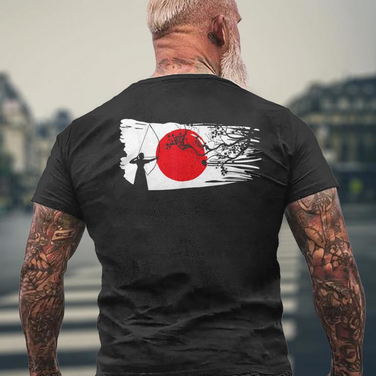 ユミ 弓矢 弓道 日本語アーチェリー メンズTシャツ バックプリント 高齢者への贈り物