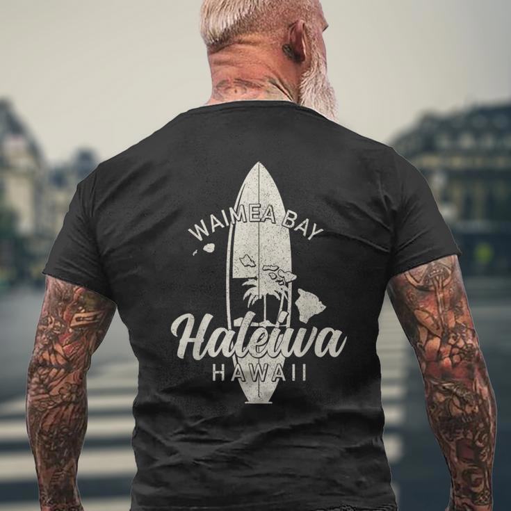 ワイメアベイ ハレイワ ハワイ サーフボード サーフィン サーファー ハワイアン メンズTシャツ バックプリント 高齢者への贈り物