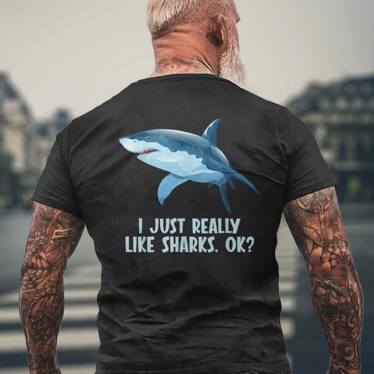 私は本当にサメが好きです メンズTシャツ バックプリント 高齢者への贈り物