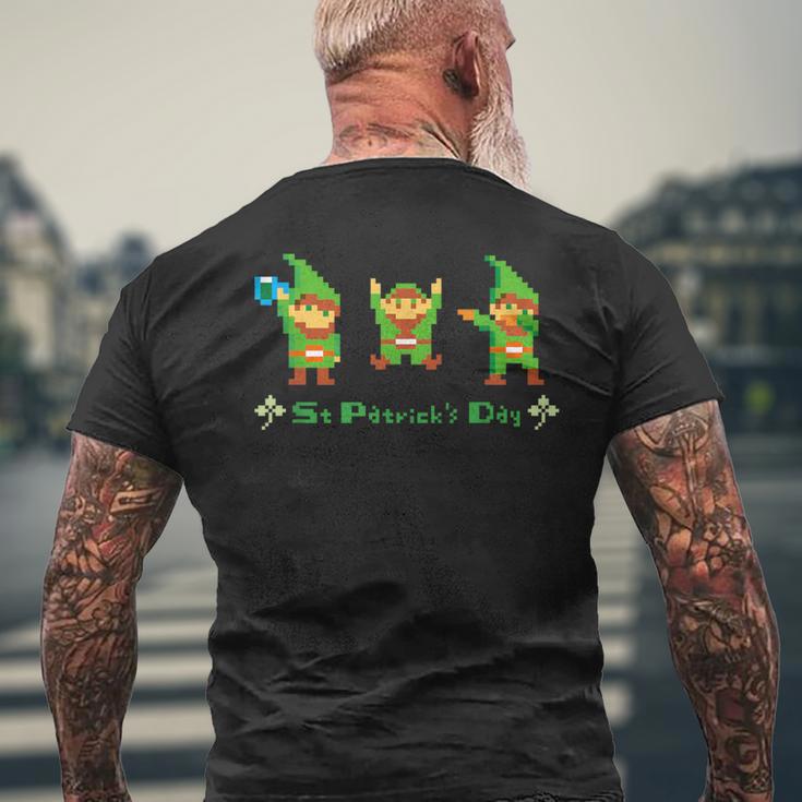 聖パトリックデー ピクセルアート ドット絵 レトロゲーム プレゼント ダブダンス 乾杯 万歳 メンズTシャツ バックプリント 高齢者への贈り物