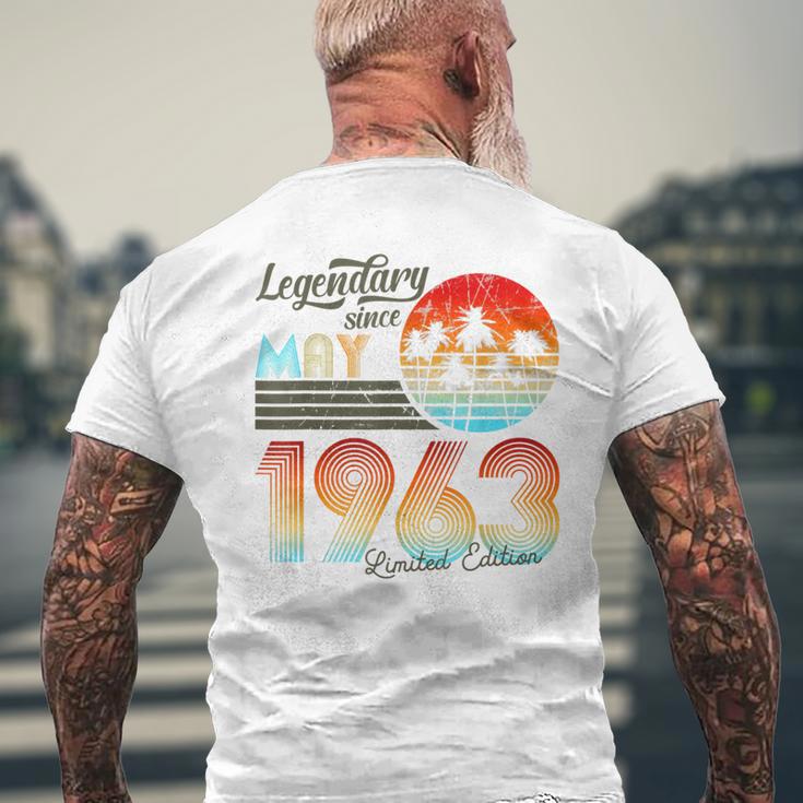 60歳の誕生日 1963年5月から伝説の60歳の誕生日 メンズTシャツ バックプリント 高齢者への贈り物