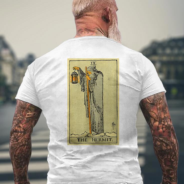 エルミットタロットカード スピリチュアリティ ヴィンテージ メンズTシャツ バックプリント 高齢者への贈り物