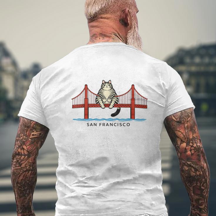 サンフランシスコ猫ゴールデンゲイツブリッジキャット読書本 メンズTシャツ バックプリント 高齢者への贈り物
