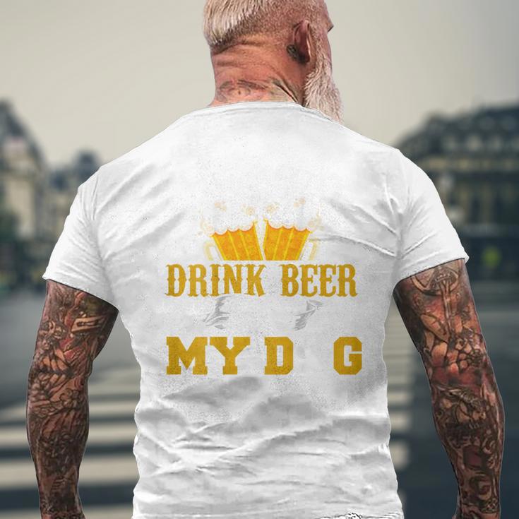 バックプリント ビールを飲みながら犬をなでたいだけ メンズTシャツ バックプリント 高齢者への贈り物
