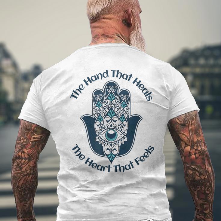 ファティマの手を感じる心を癒す手 メンズTシャツ バックプリント 高齢者への贈り物