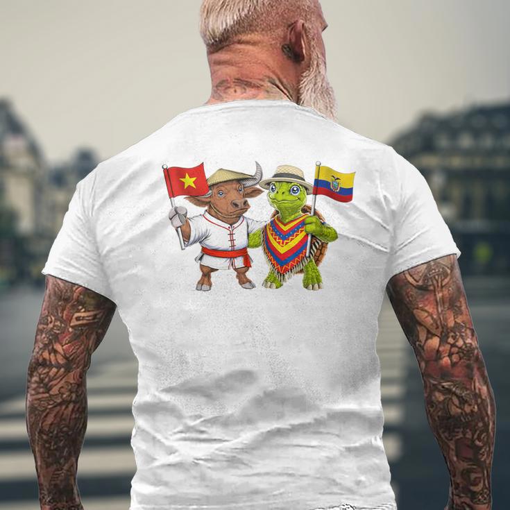 ベトナム・エクアドル国旗 ベトナムのルーツ 誇り高きエクアドルの遺産 ベトナムの誇り メンズTシャツ バックプリント 高齢者への贈り物