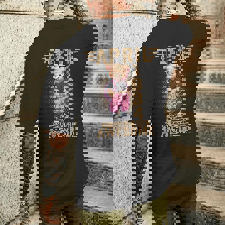 1934年4月 92歳の誕生日 92歳のテディベア Being Awesome メンズTシャツ バックプリント 彼への贈り物