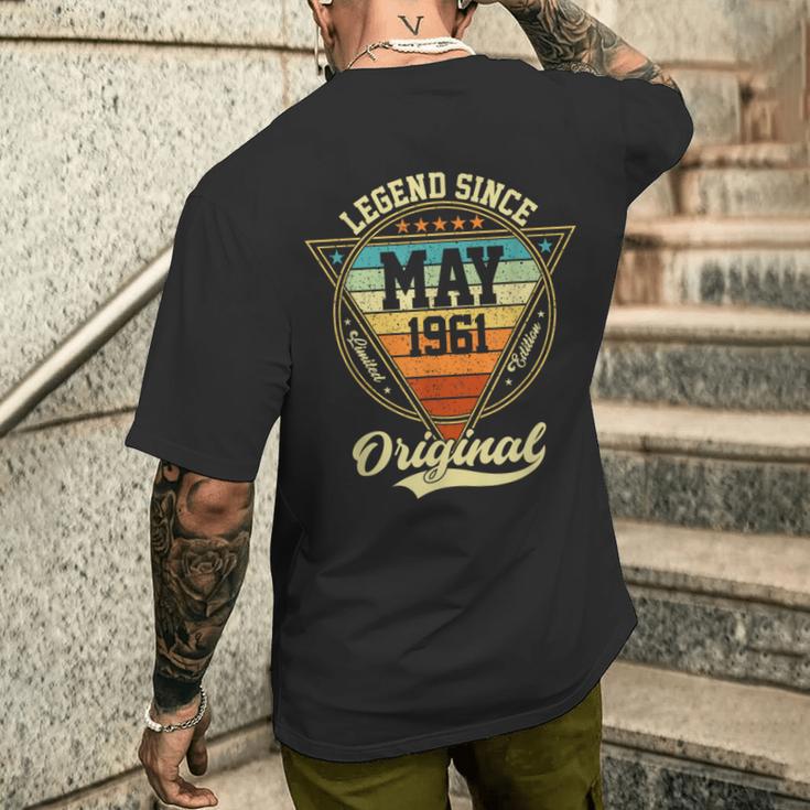 1961年5月以来のヴィンテージ65歳の誕生日レジェンド メンズTシャツ バックプリント 彼への贈り物