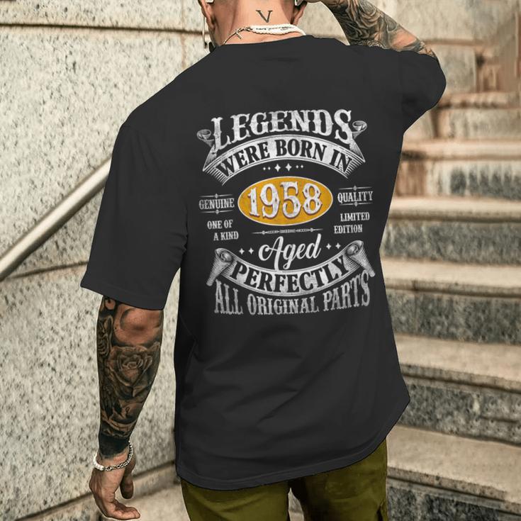 65歳の誕生日 1958年生まれのヴィンテージレジェンド 65歳 メンズTシャツ バックプリント 彼への贈り物