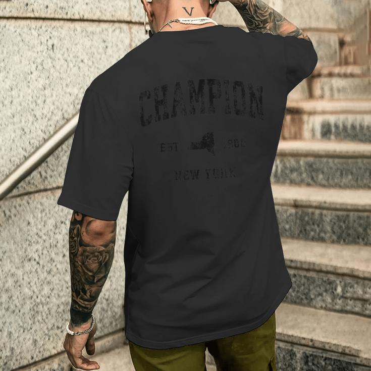 Champion New York Ny ビンテージ アスレチック ブラックスポーツデザイン メンズTシャツ バックプリント 彼への贈り物