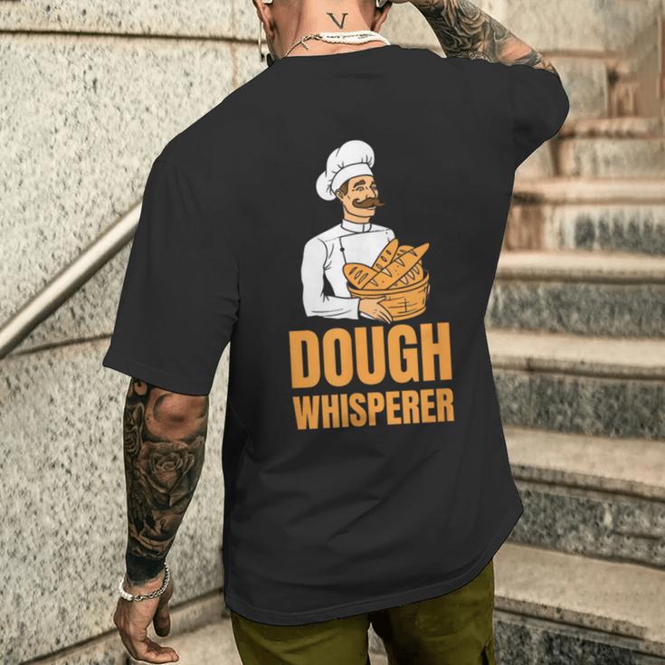 Dough Whisperer Baker Baking Hobby Baker メンズTシャツ バックプリント 彼への贈り物