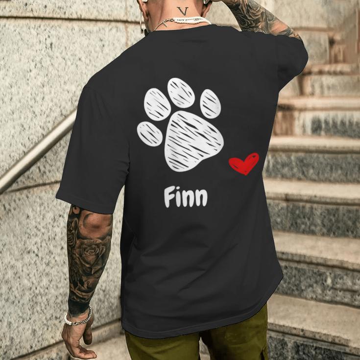 Finn Dog Paw Best Puppy Dog Finn Dog Lover メンズTシャツ バックプリント 彼への贈り物