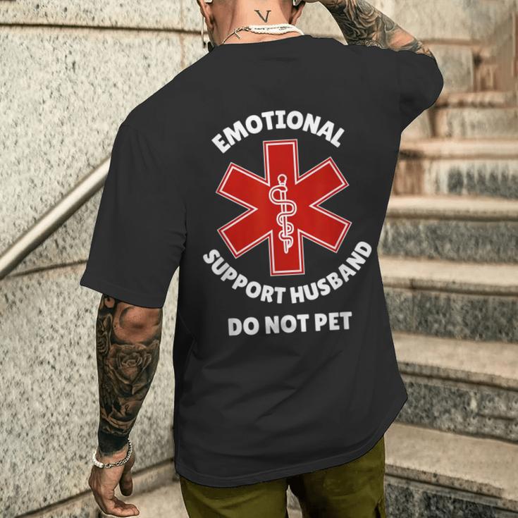 Emotionalupport Husband Do Not Pet メンズTシャツ バックプリント 彼への贈り物
