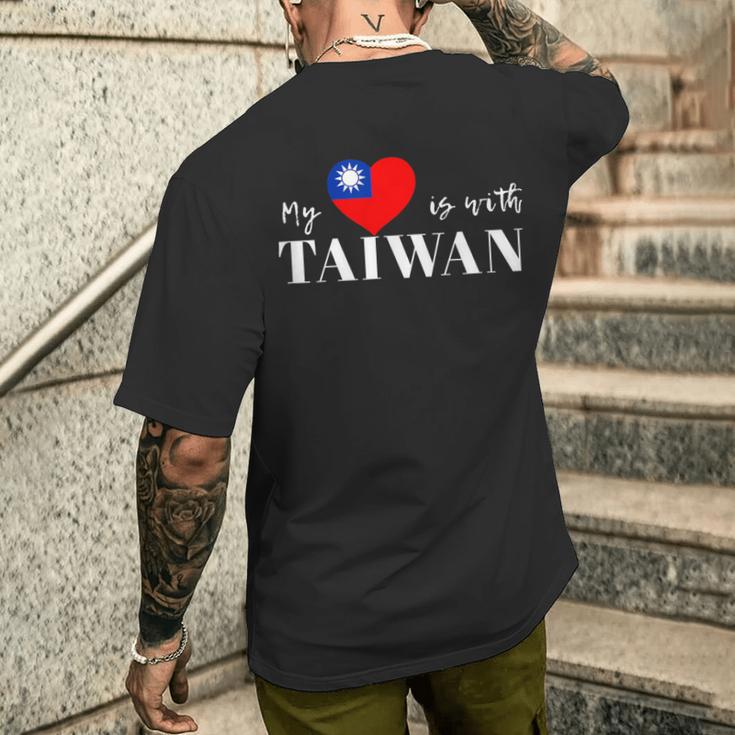 I Love Taiwan Flag Taiwan's Pride Itand With Taiwan Heart メンズTシャツ バックプリント 彼への贈り物