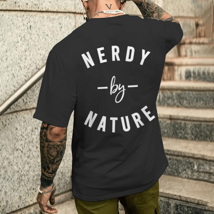 Nerdy By Nature ファニーオタクシャツ ギフト オタク メンズTシャツ バックプリント 彼への贈り物