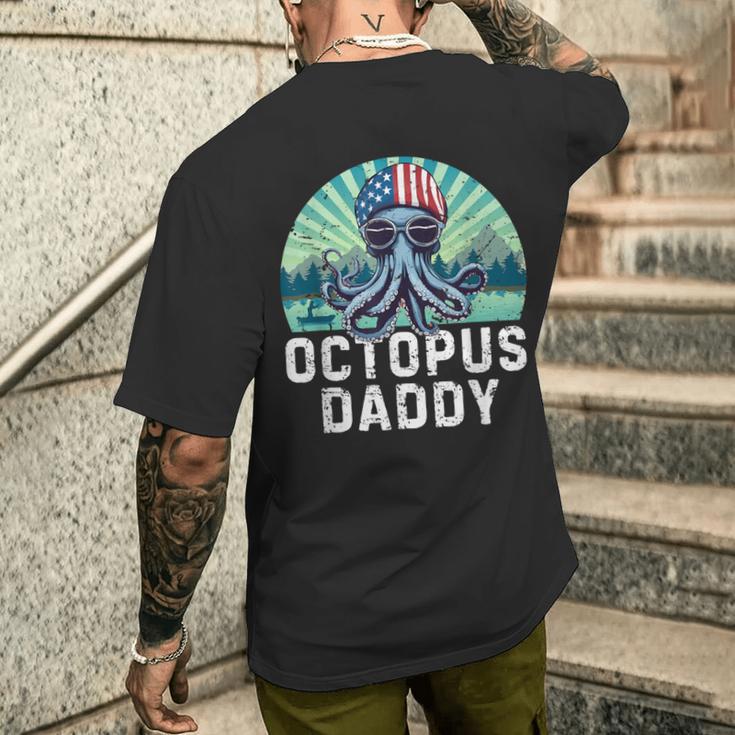 Octopus Daddy Bandiera Usa Festa Del Papà 4 Luglio Retrò T-shirt da uomo con stampa posteriore Regalos para él