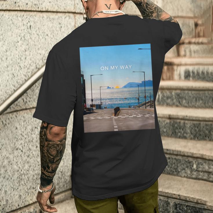 On My Way メンズTシャツ バックプリント 彼への贈り物