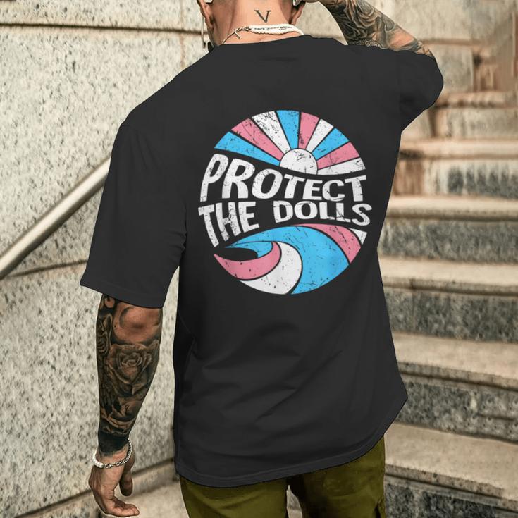 Protect The Dolls、トランスジェンダーlgbt、トランスジェンダーの権利 メンズTシャツ バックプリント 彼への贈り物