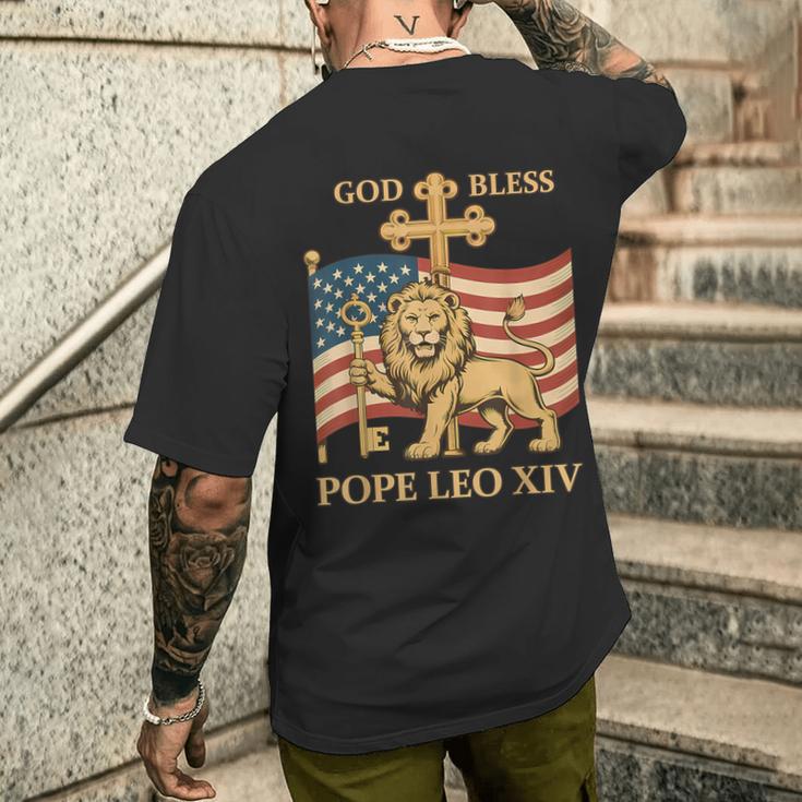 Vatican Pope Leo Xiv God Bless Pope Leo Xiv メンズTシャツ バックプリント 彼への贈り物